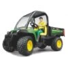 Bruder 2490 John-Deere Gator-855D Met Chauffeur