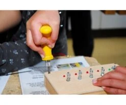 Toolkid Schroevendraaier Met Bitjes Kindergereedschap -Auto Winkel schroevendraaier met bitjes toolkid 100650 2